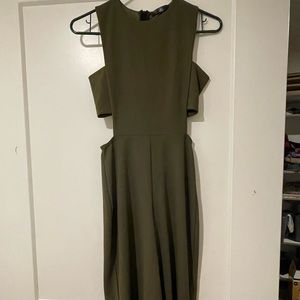 Never Warren, great condition, pants jumper.